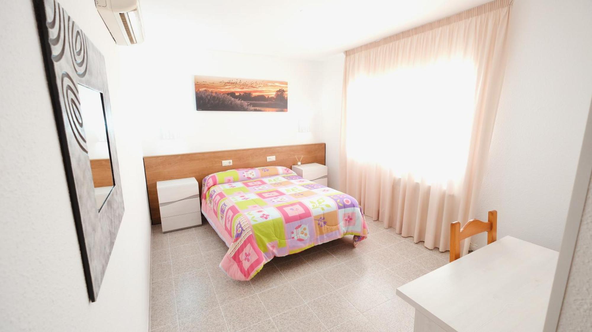 Hotel Paradis Torredembarra Kültér fotó